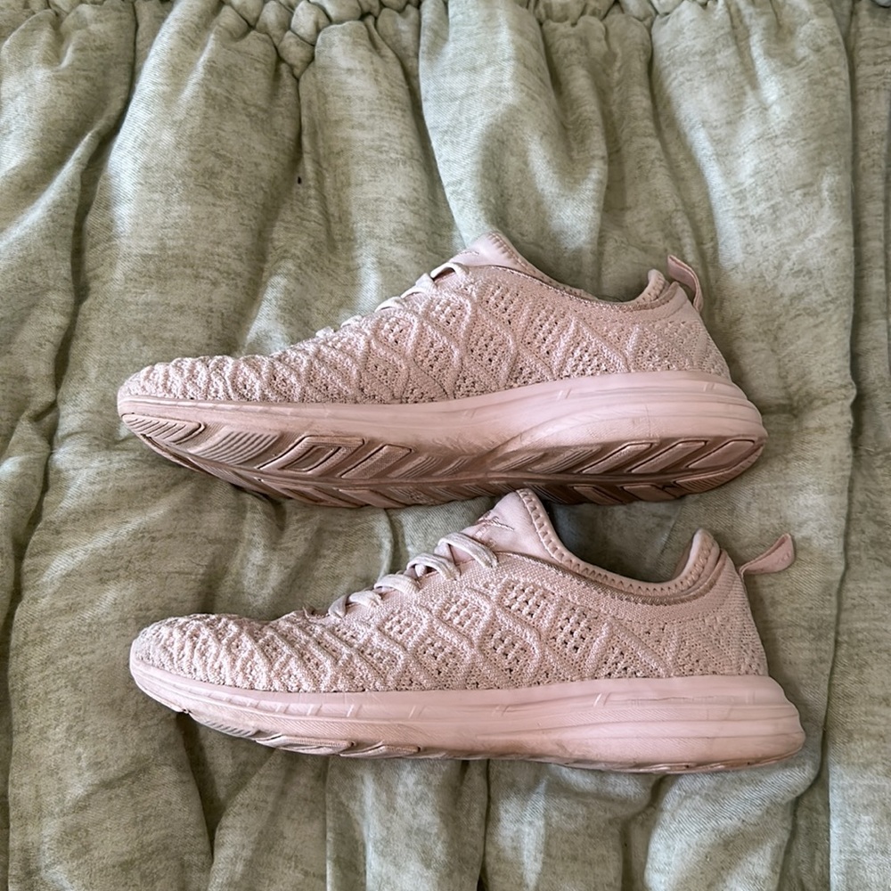 APL Women’s TechLoom Phantom - Picture 2 of 6